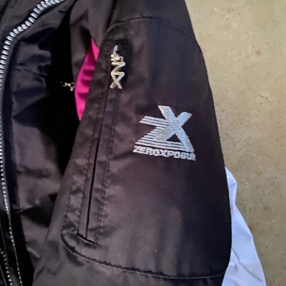 Snow jacket - Picture 3 of 4